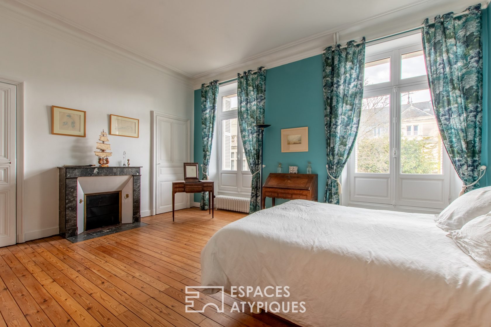 Magnifique hôtel particulier dans le triangle d’or