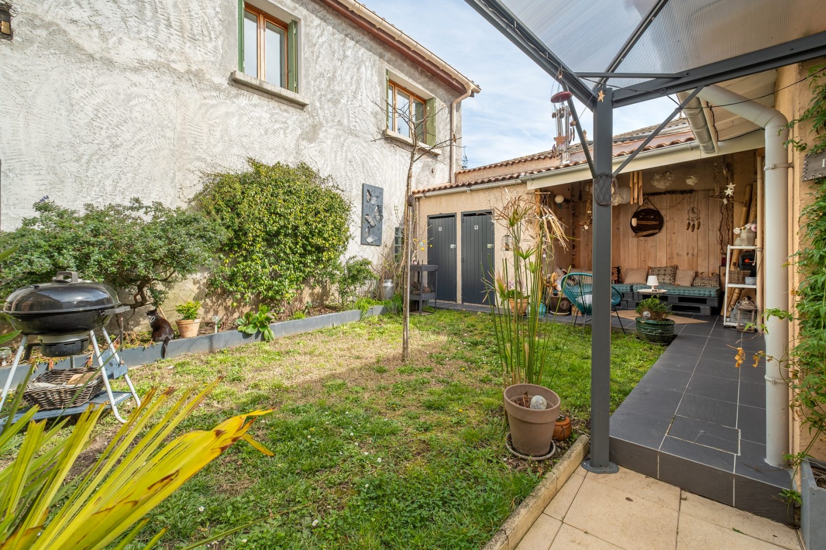 Maison de ville avec jardin bucolique