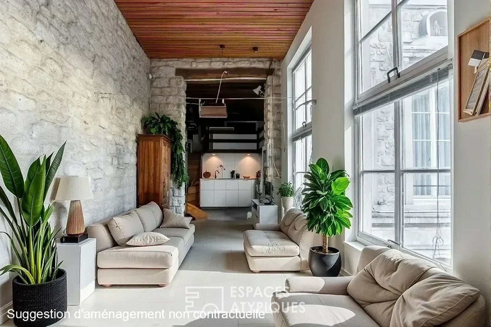 Duplex à réinventer dans un ancien hôtel particulier