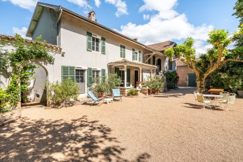 Magnificent Bourgeois House and its Park