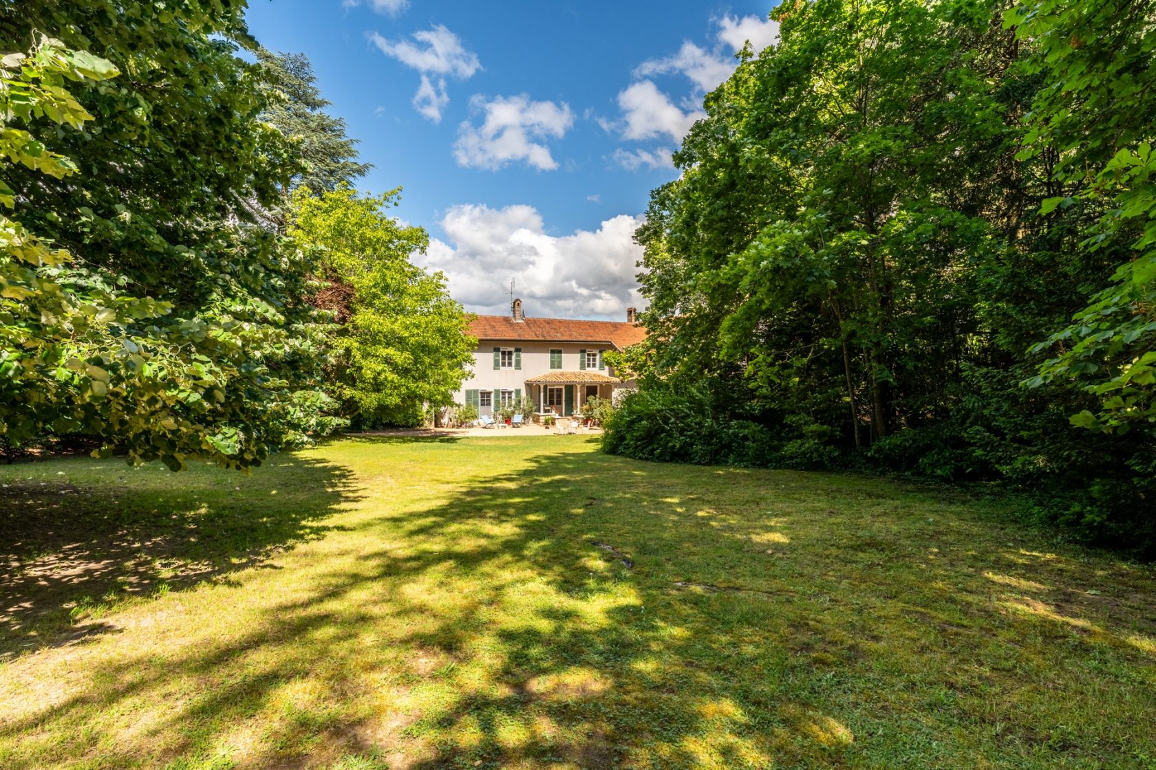 Magnificent Bourgeois House and its Park