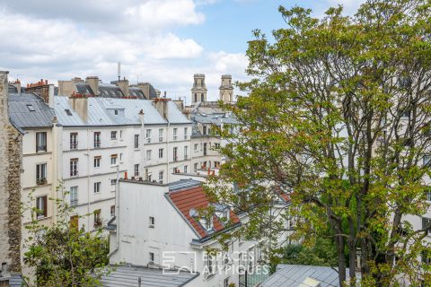 Top floor with mezzanine, close to the Luxembourg Gardens
