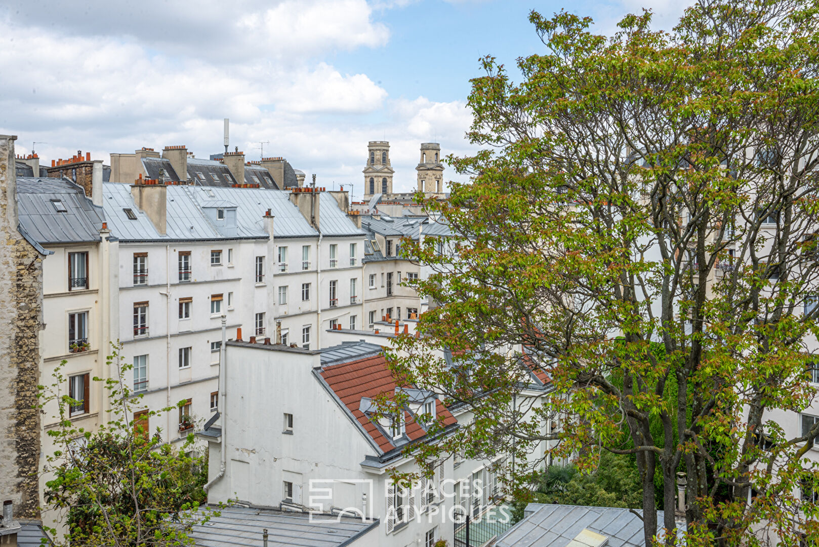 Top floor with mezzanine, close to the Luxembourg Gardens