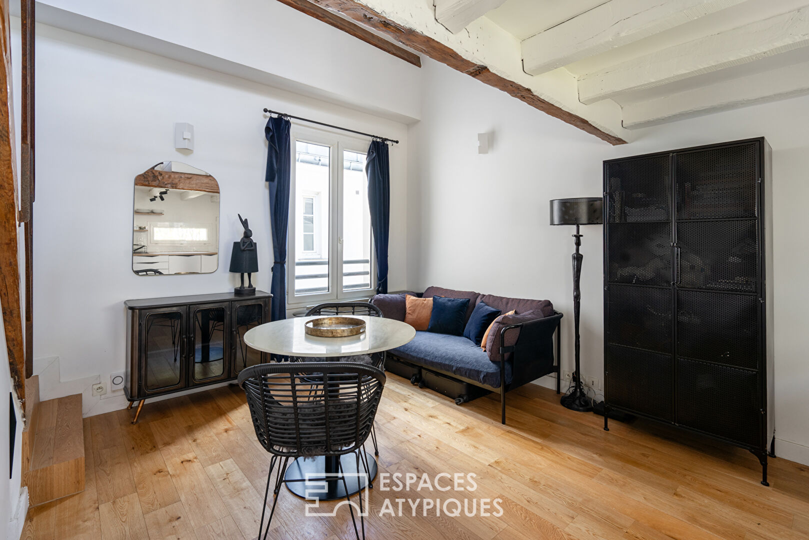 Top floor with mezzanine, close to the Luxembourg Gardens