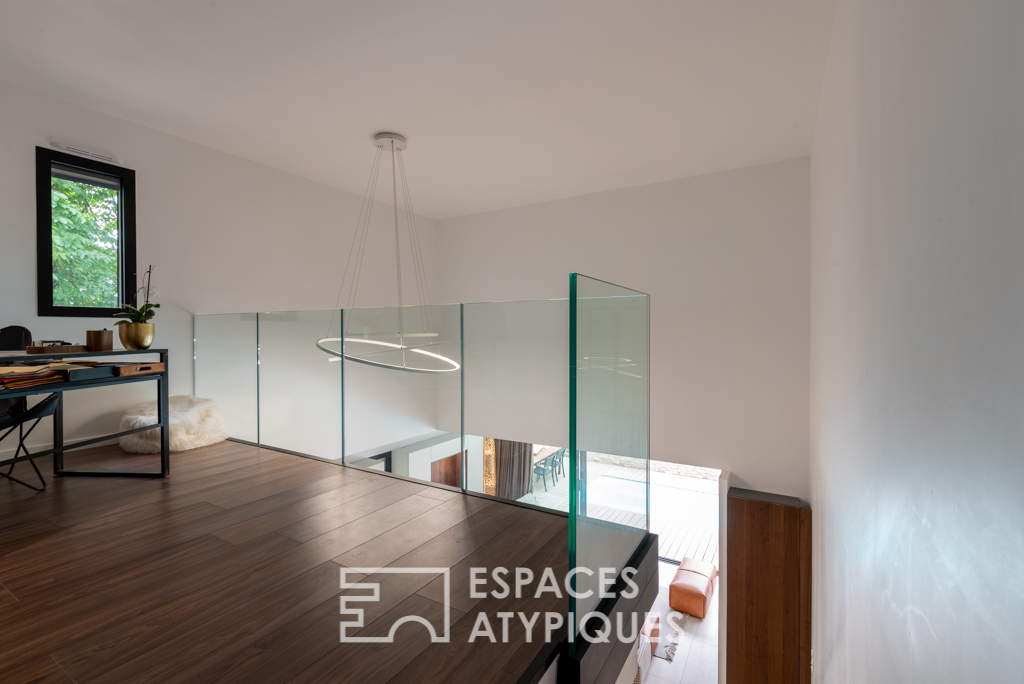 Indoor outdoor architect villa fifteen minutes from Rennes