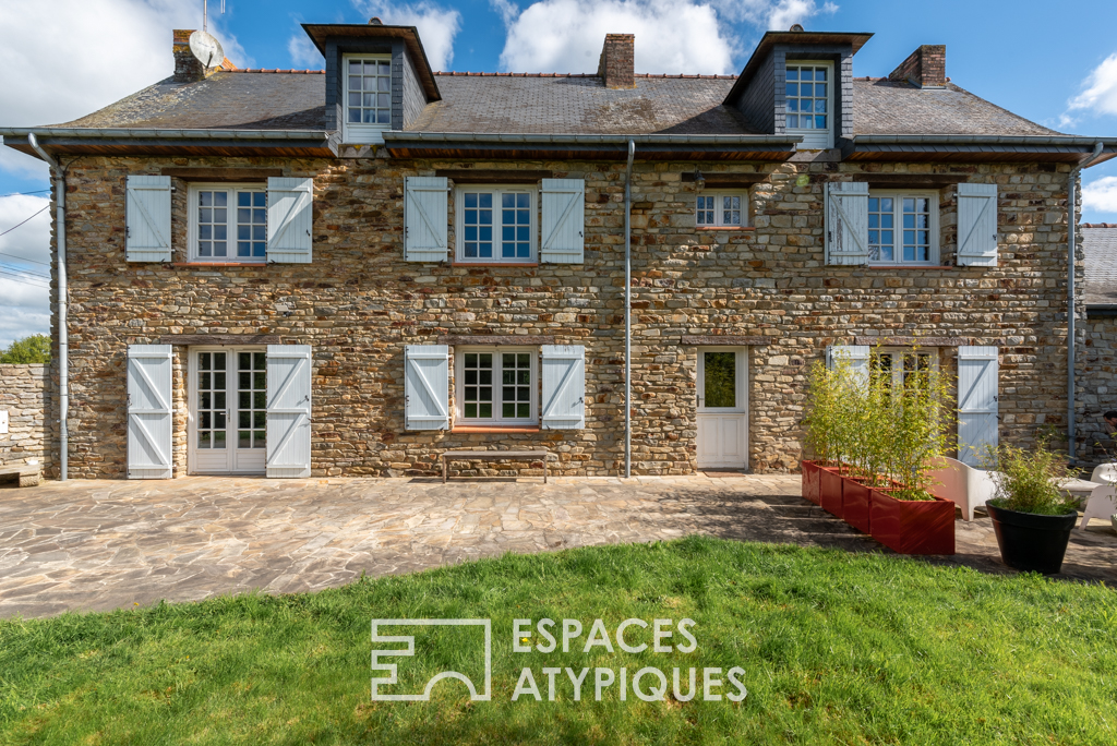 Charmante maison de campagne en pierre du XXe siècle