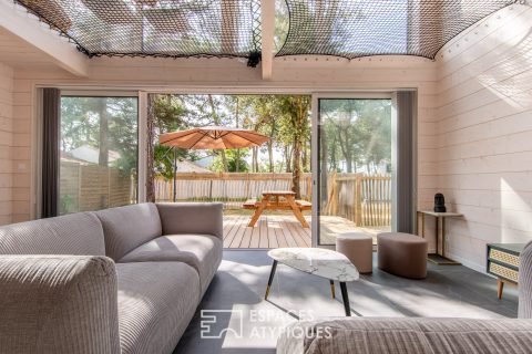 Contemporary wooden house on the front line of the coast