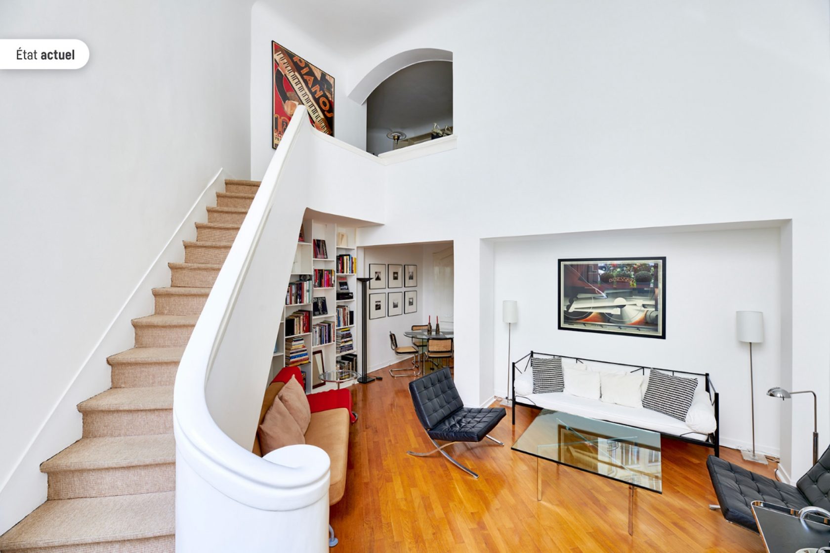 Duplex Art Déco dans voie privée à la Muette