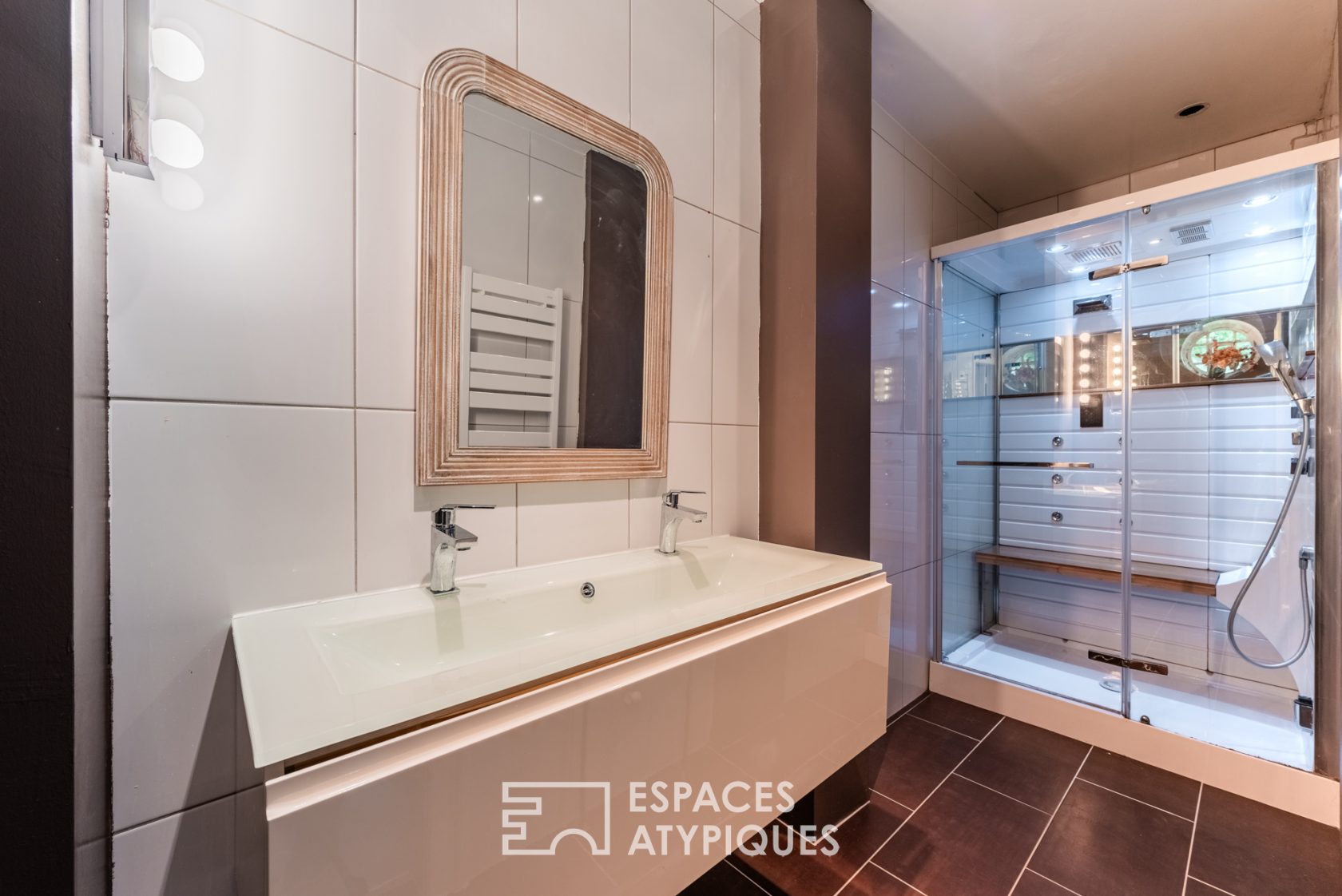Appartement sur la verdure dans une rue confidentielle