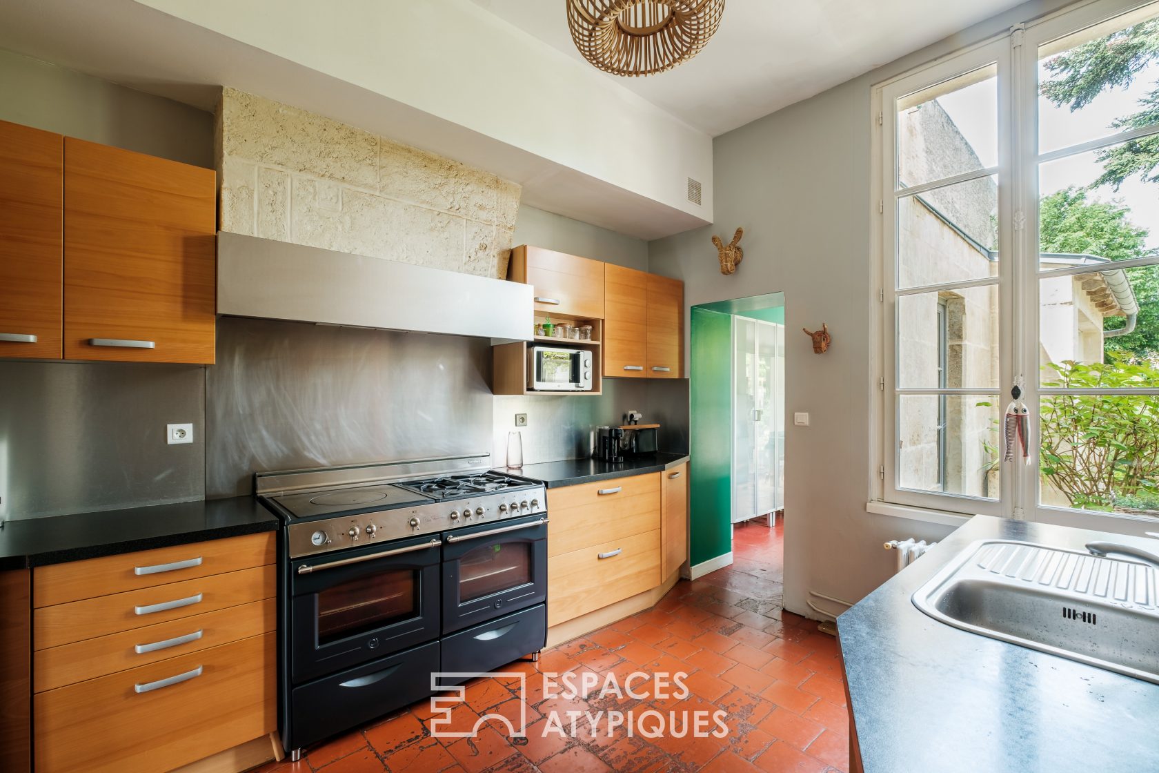 Propriété familiale de caractère en coeur de ville
