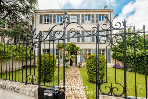 Propriété familiale de caractère en coeur de ville