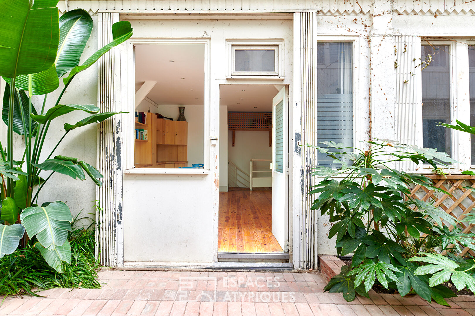 Trouvez votre bien immobilier parmi une sélection de biens atypiques : Maison à rénover - Appartement à rénover