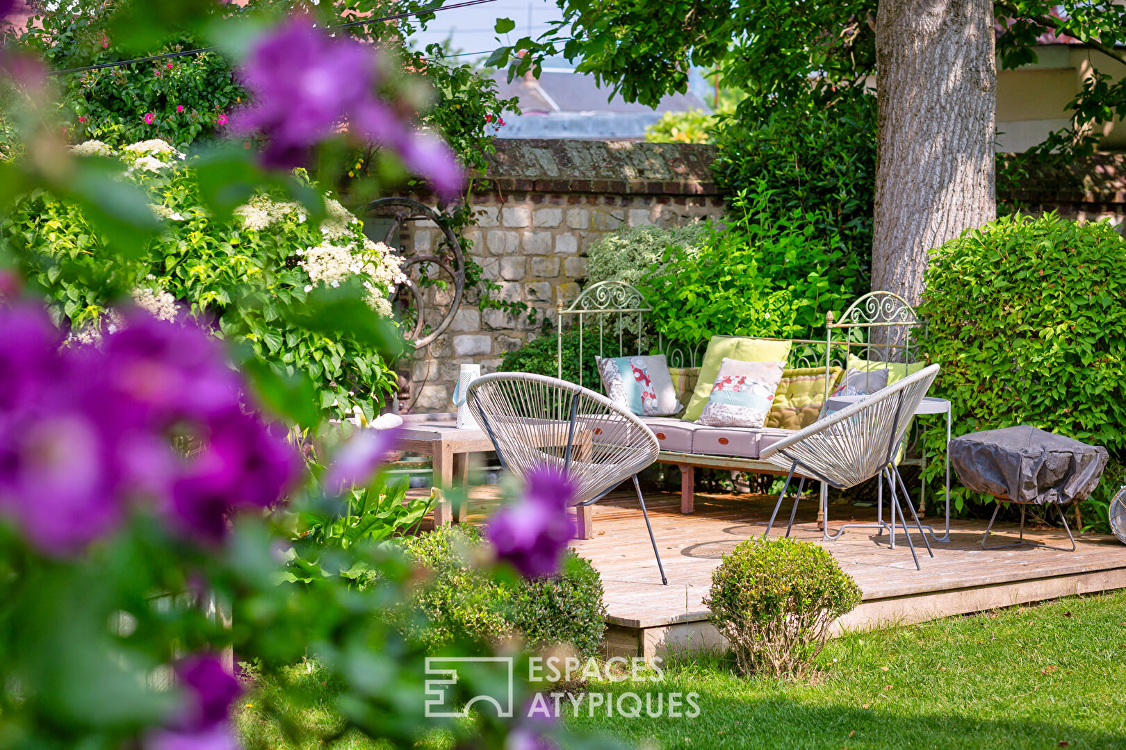 Maison bourgeoise proche de la Seine avec annexe