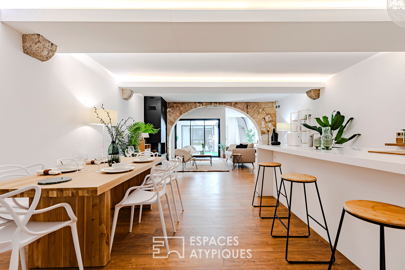 Loft avec garage et terrasse en plein coeur des Chartrons