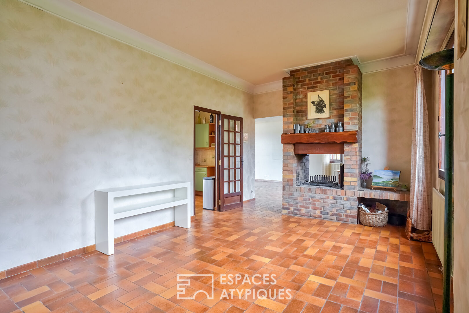 House with terrace and garden in a quiet Coteaux neighborhood