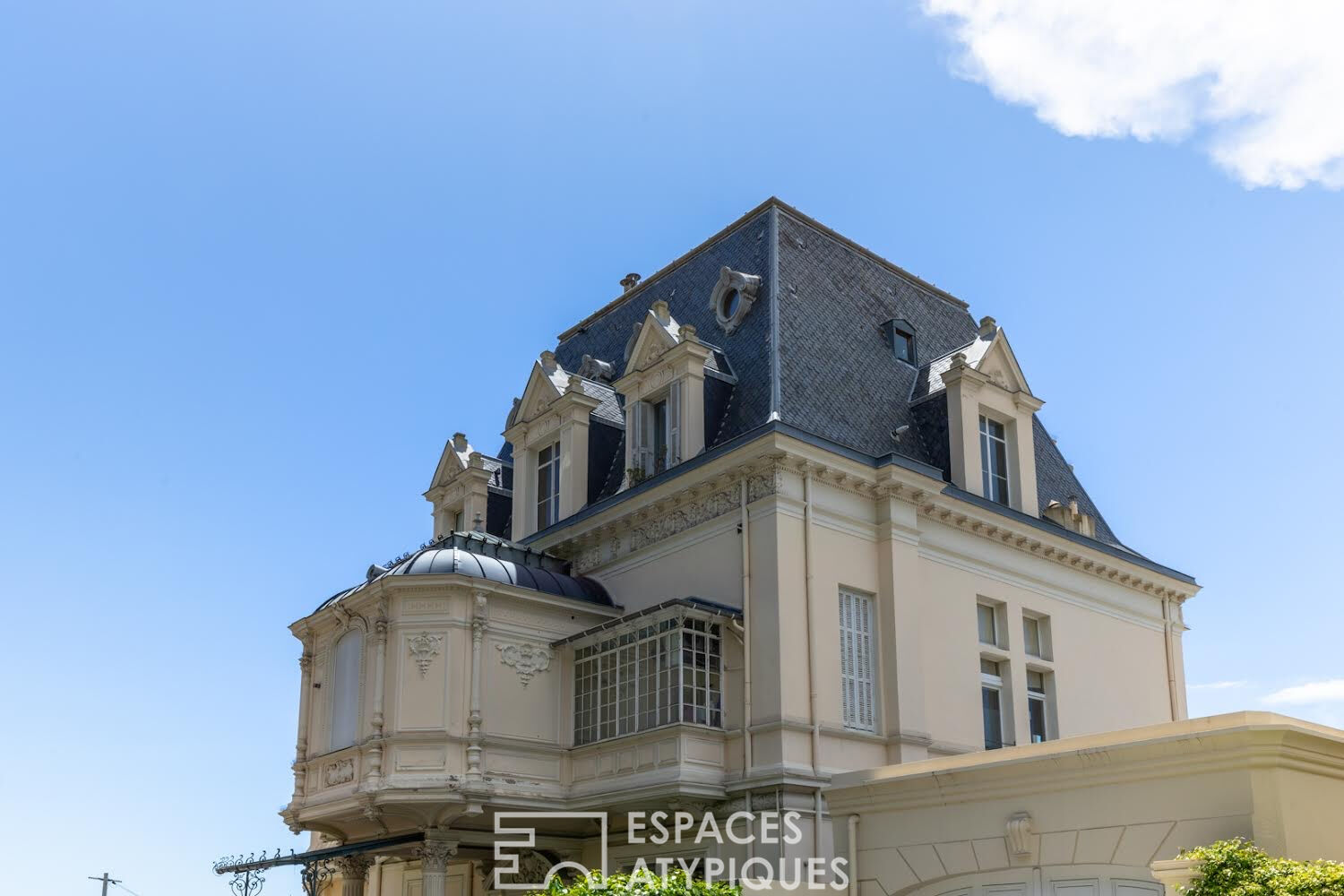 Appartement dans une Demeure Bourgeoise avec vue mer