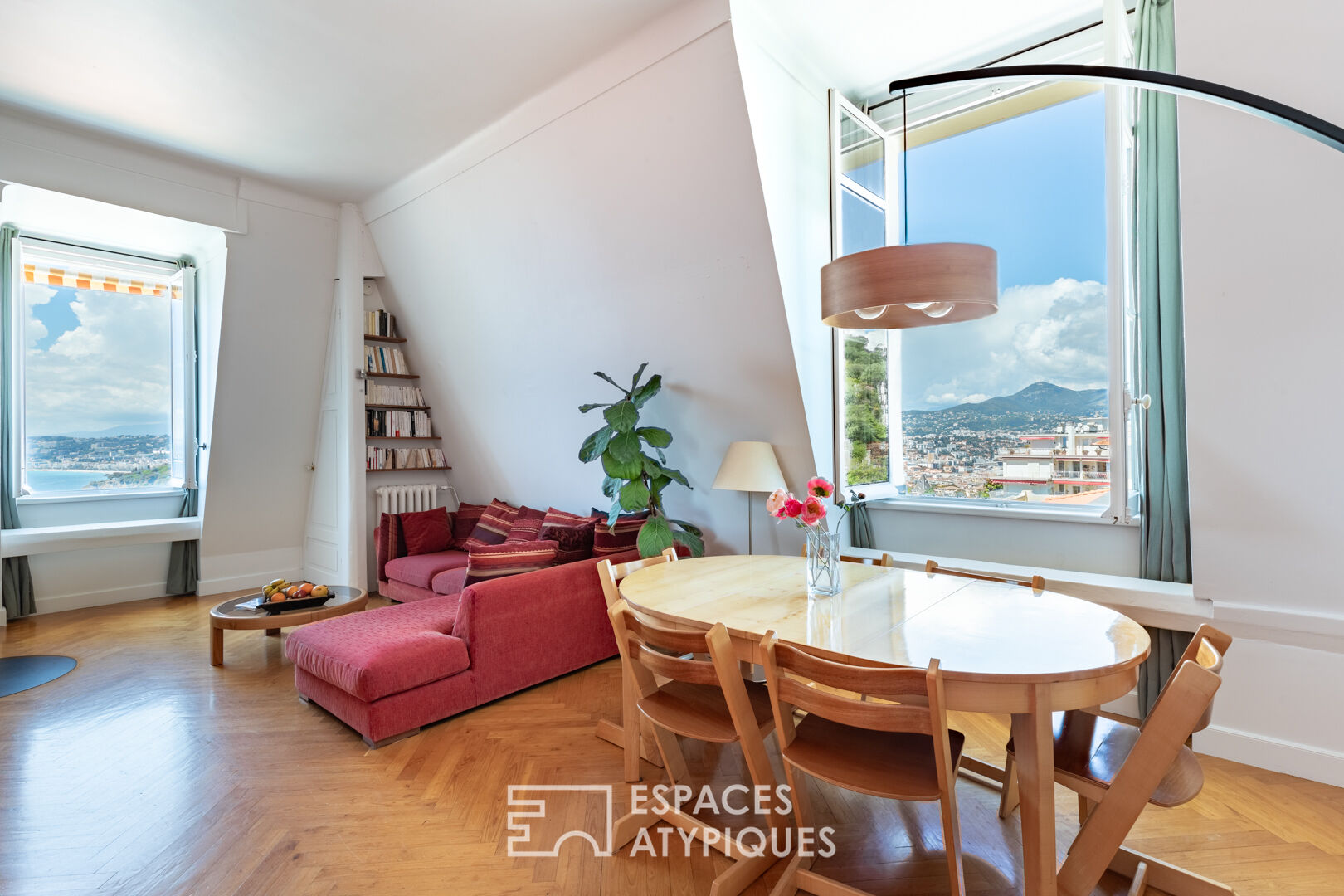 Appartement dans une Demeure Bourgeoise avec vue mer