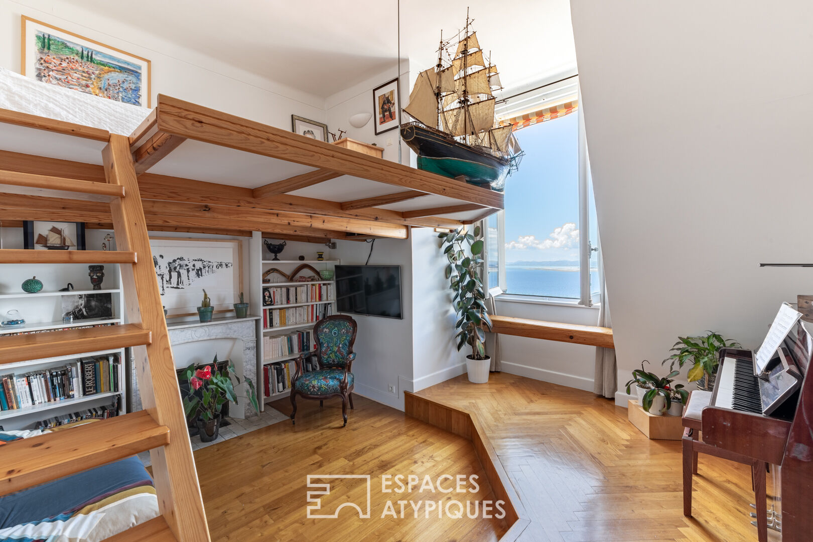 Appartement dans une Demeure Bourgeoise avec vue mer