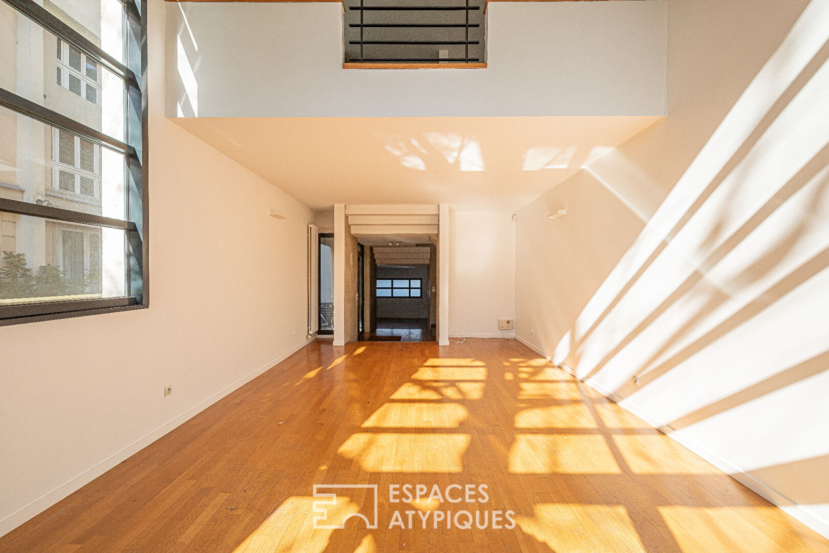 Loft house with garden and terraces Daguerre district