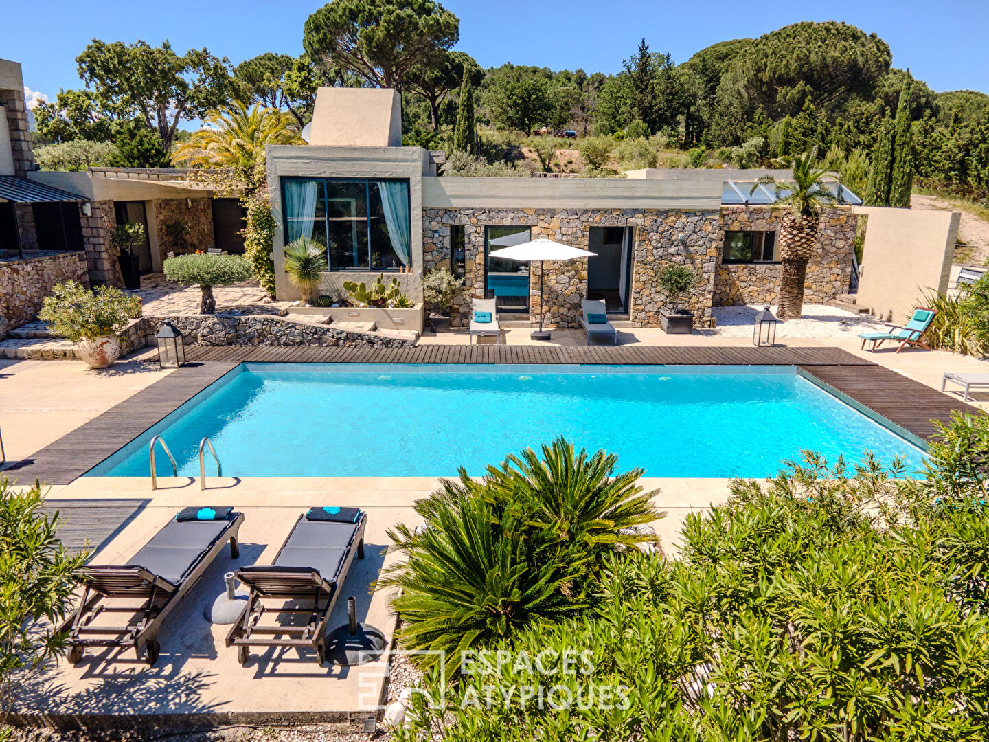 Stone villa in Le Corbusier style