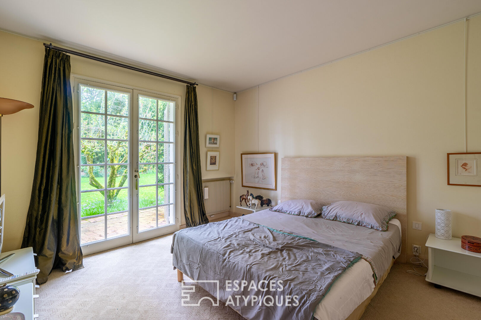 Maison d’architecte seventies et sa maison d’été sur parc