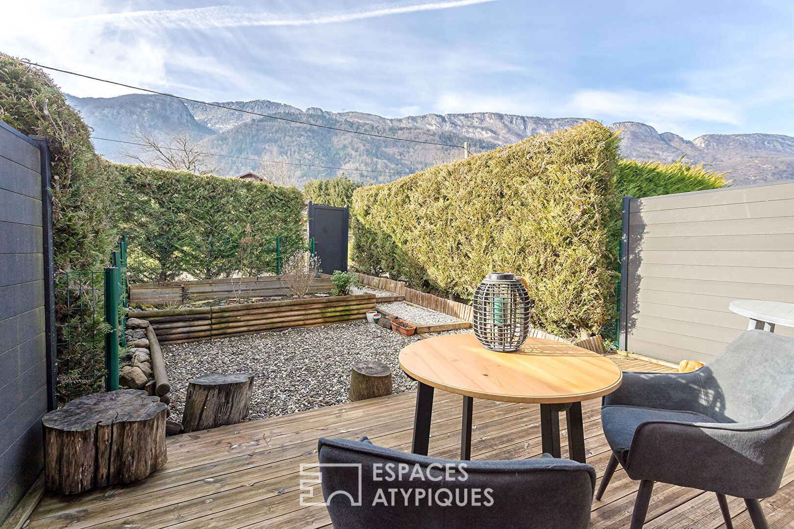 Duplex contemporain avec terrasse