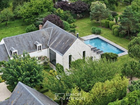 Longère avec piscine et sa grange contemporaine