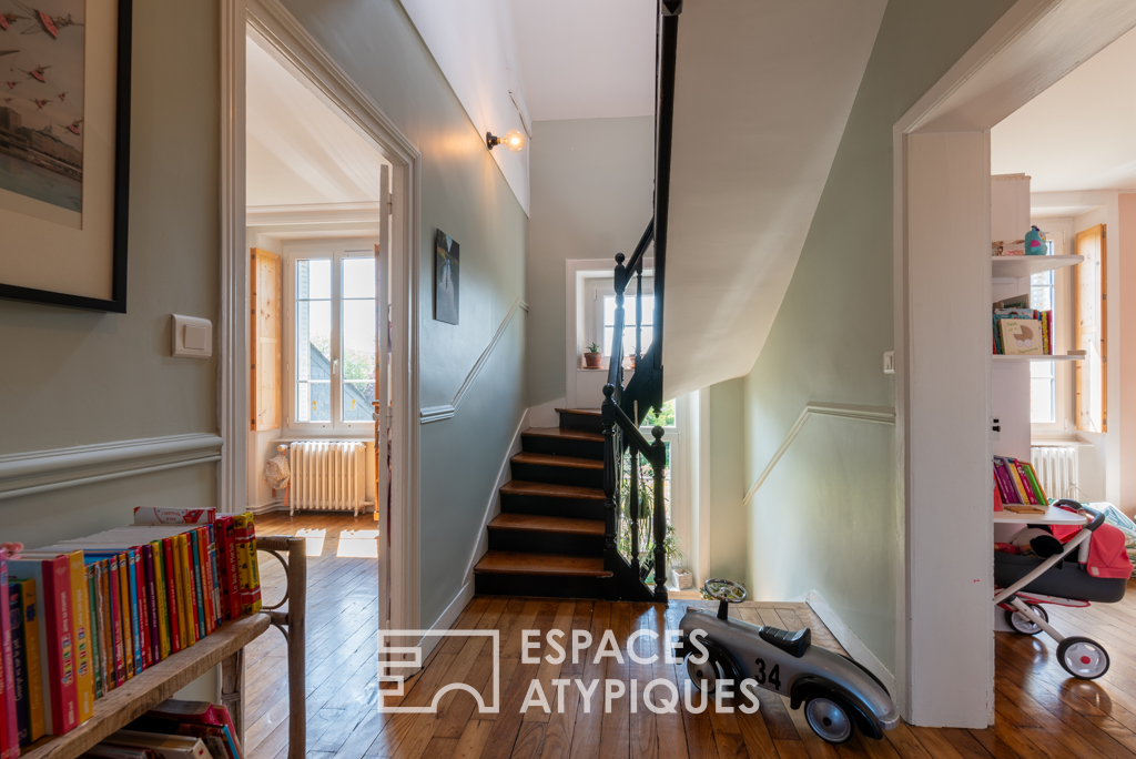 Elegant 20th century bourgeois residence