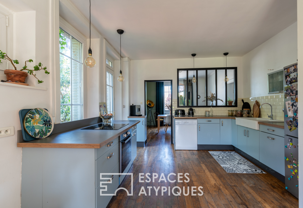 Elegant 20th century bourgeois residence