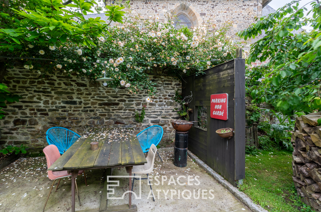 Charming 19th century residence, swimming pool and adjoining accommodation