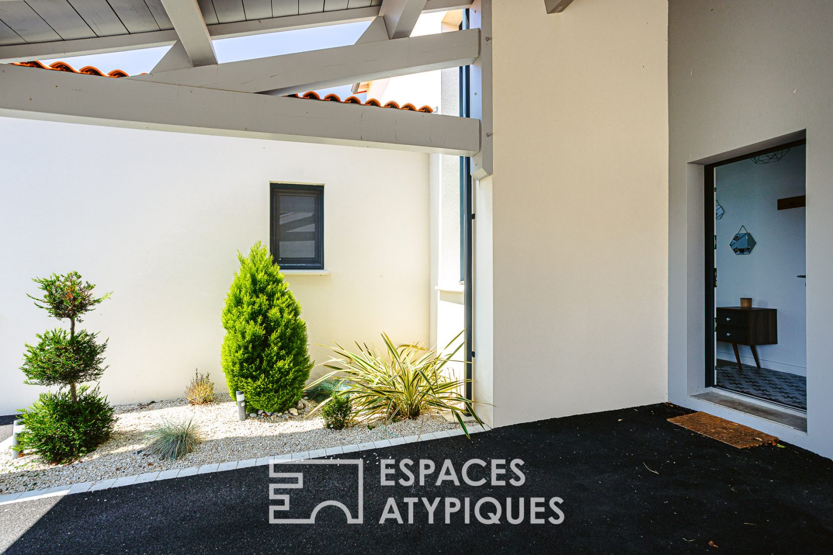Maison d’architecte familiale au coeur du Marais Poitevin