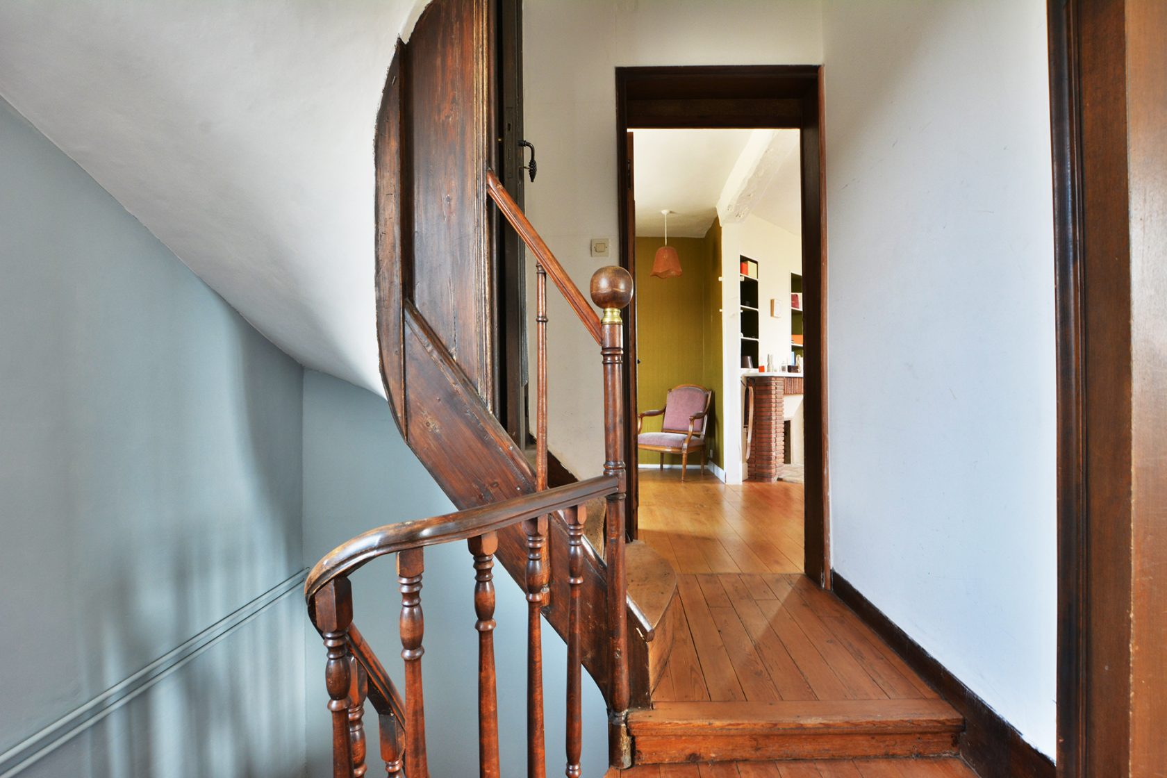 Maison Bourgeoise avec Dépendances et Gîte – Charme et Confort  proche d’Airaines
