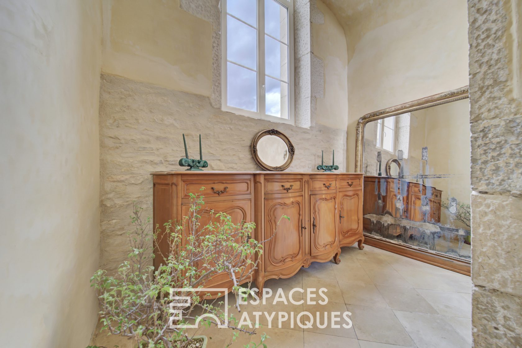 Exceptional residence