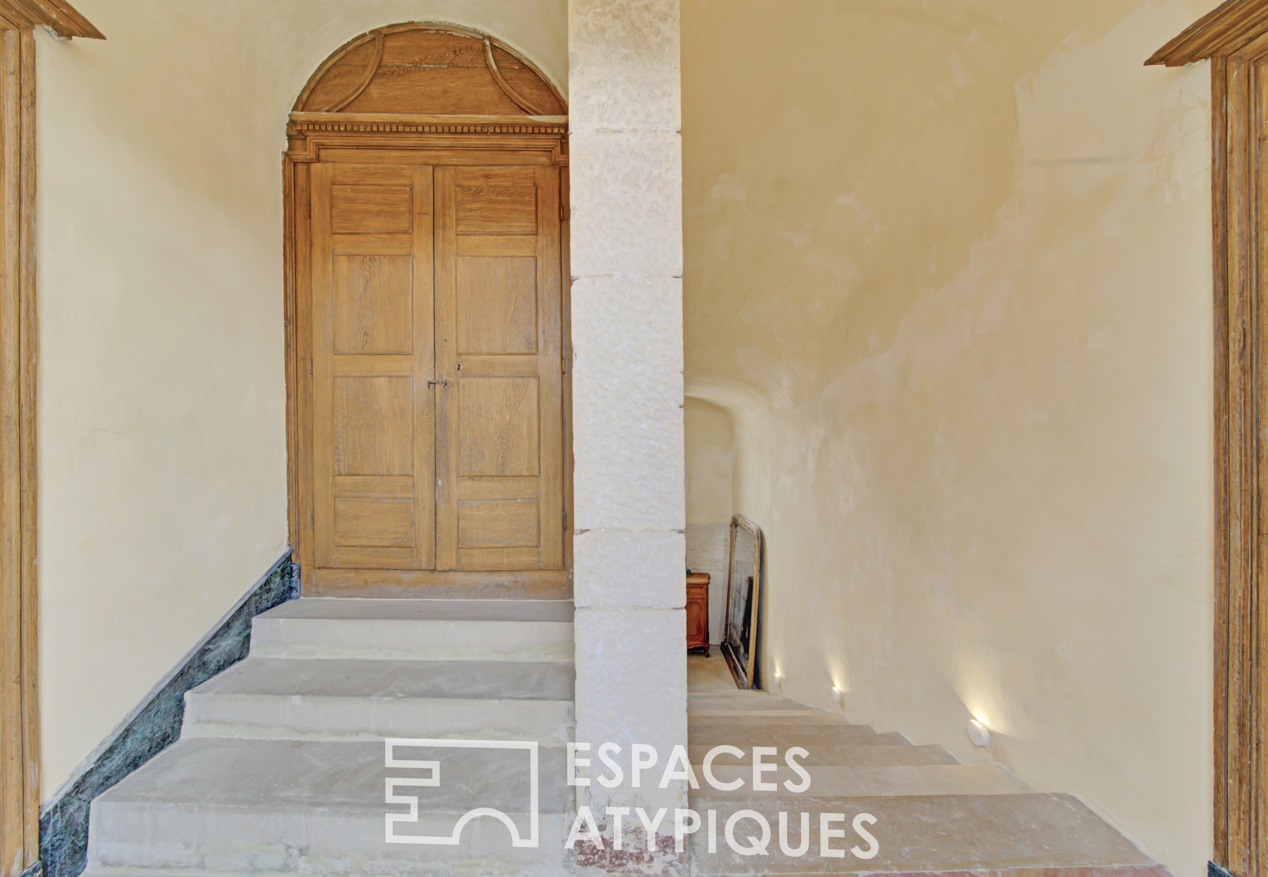 Exceptional residence