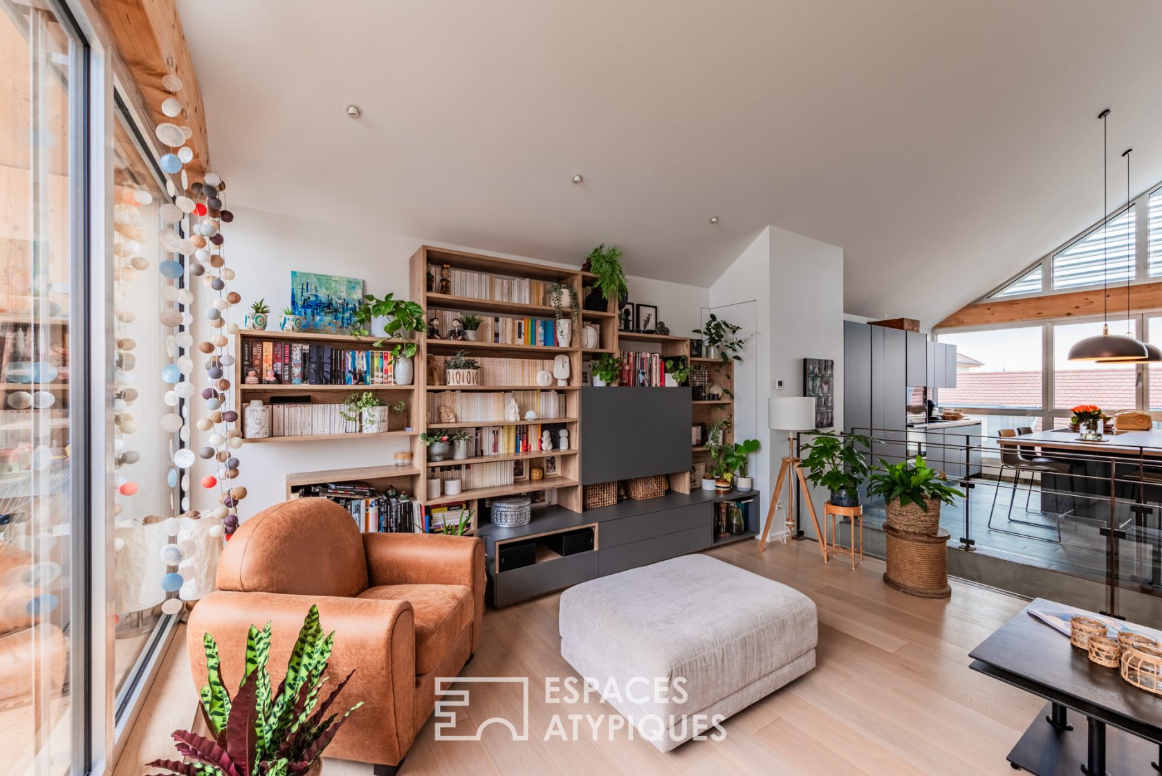 Top-floor loft with terrace in the Coop district