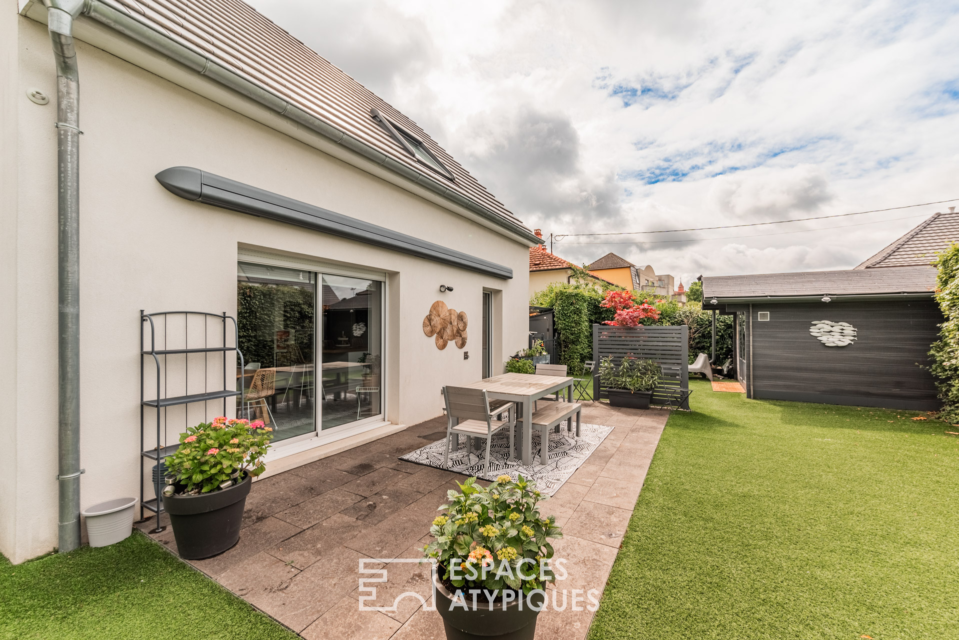 Contemporary house with garden