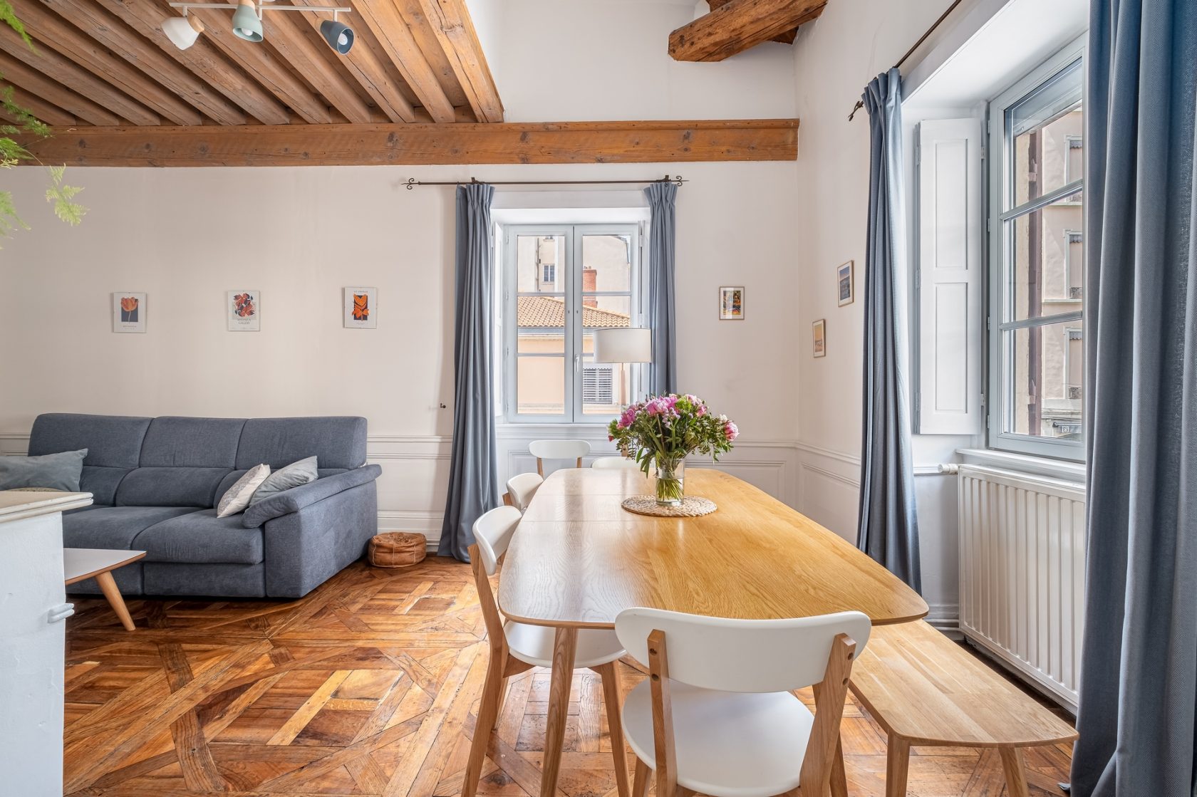 Grand duplex avec garage Place Sathonay