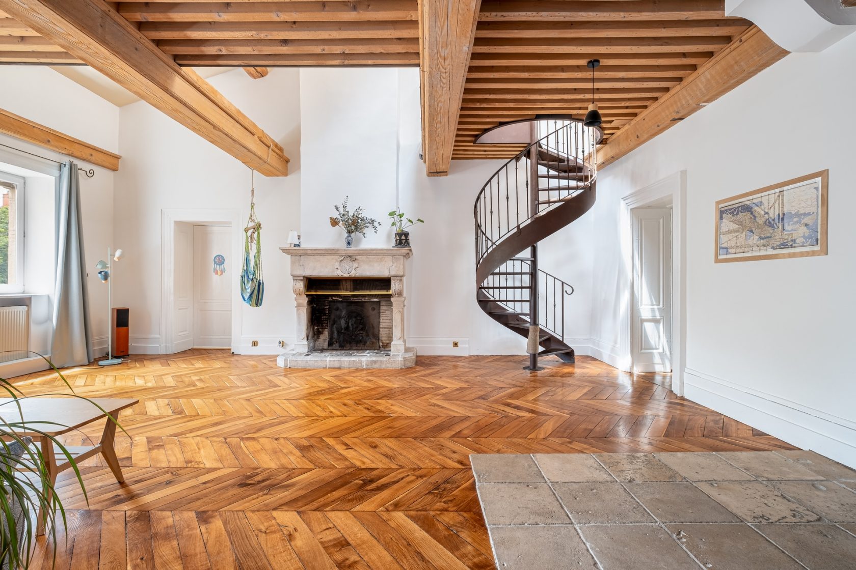 Grand duplex avec garage Place Sathonay
