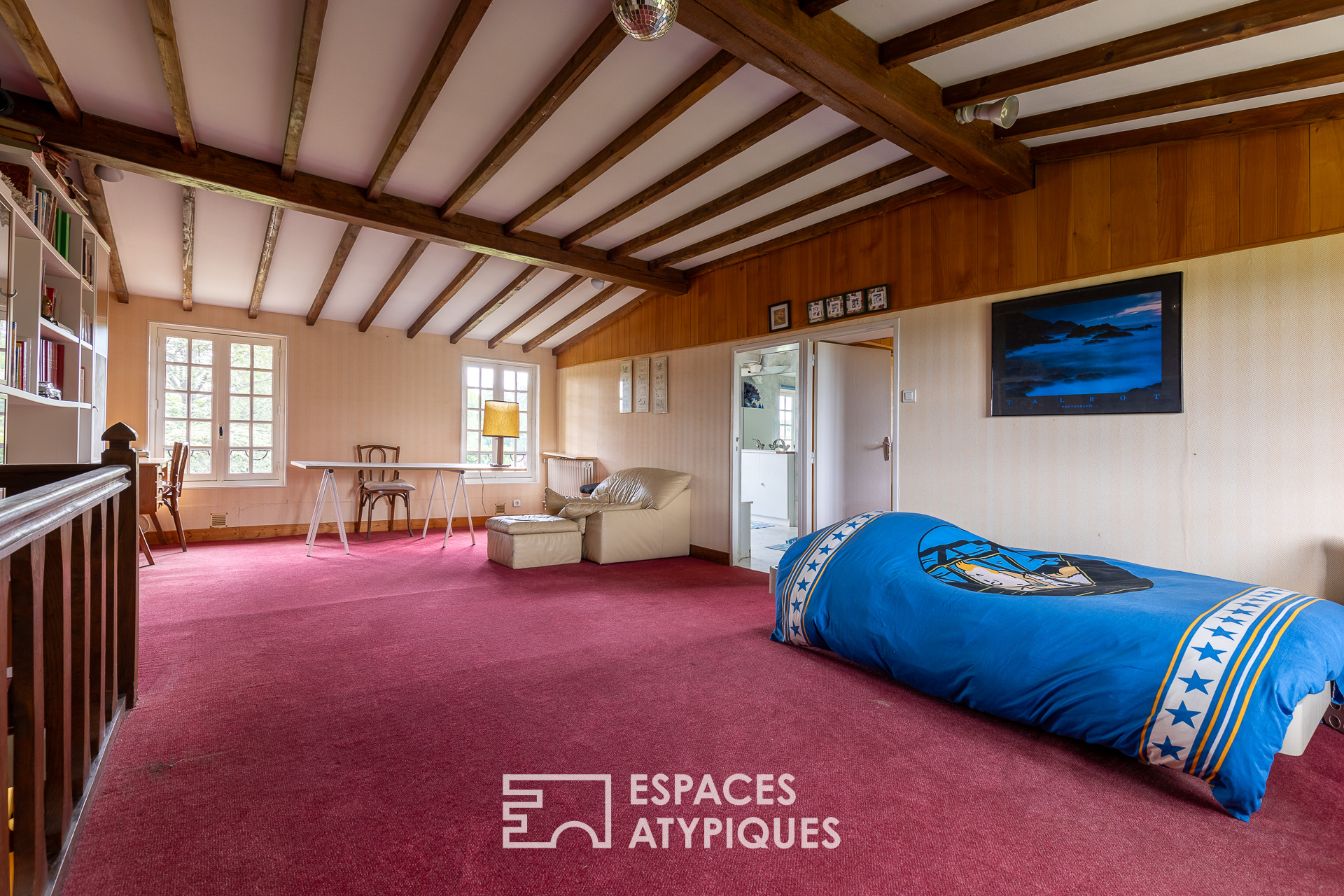Authentique longère et son étang