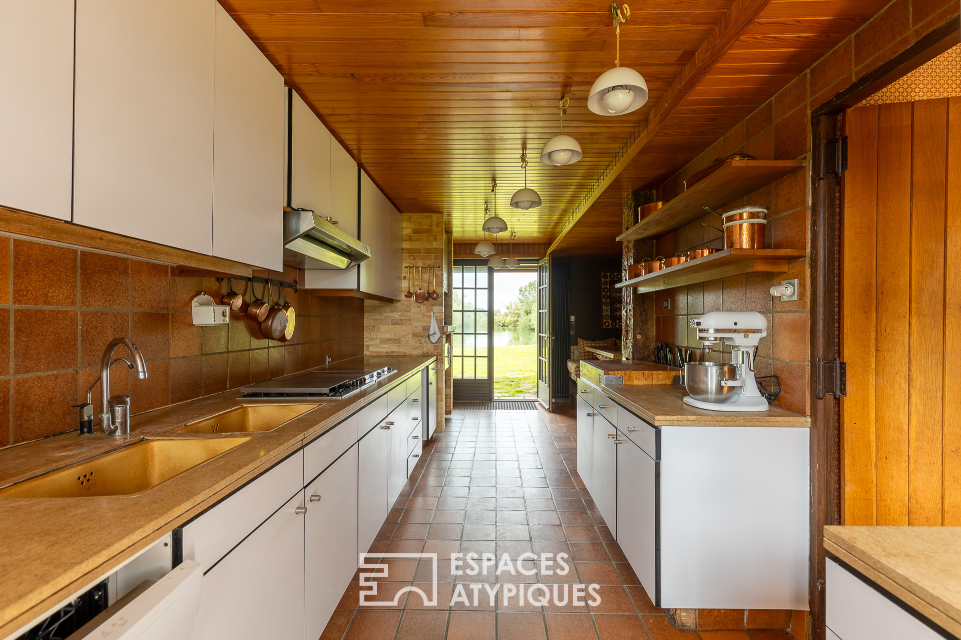 Authentic farmhouse with pond