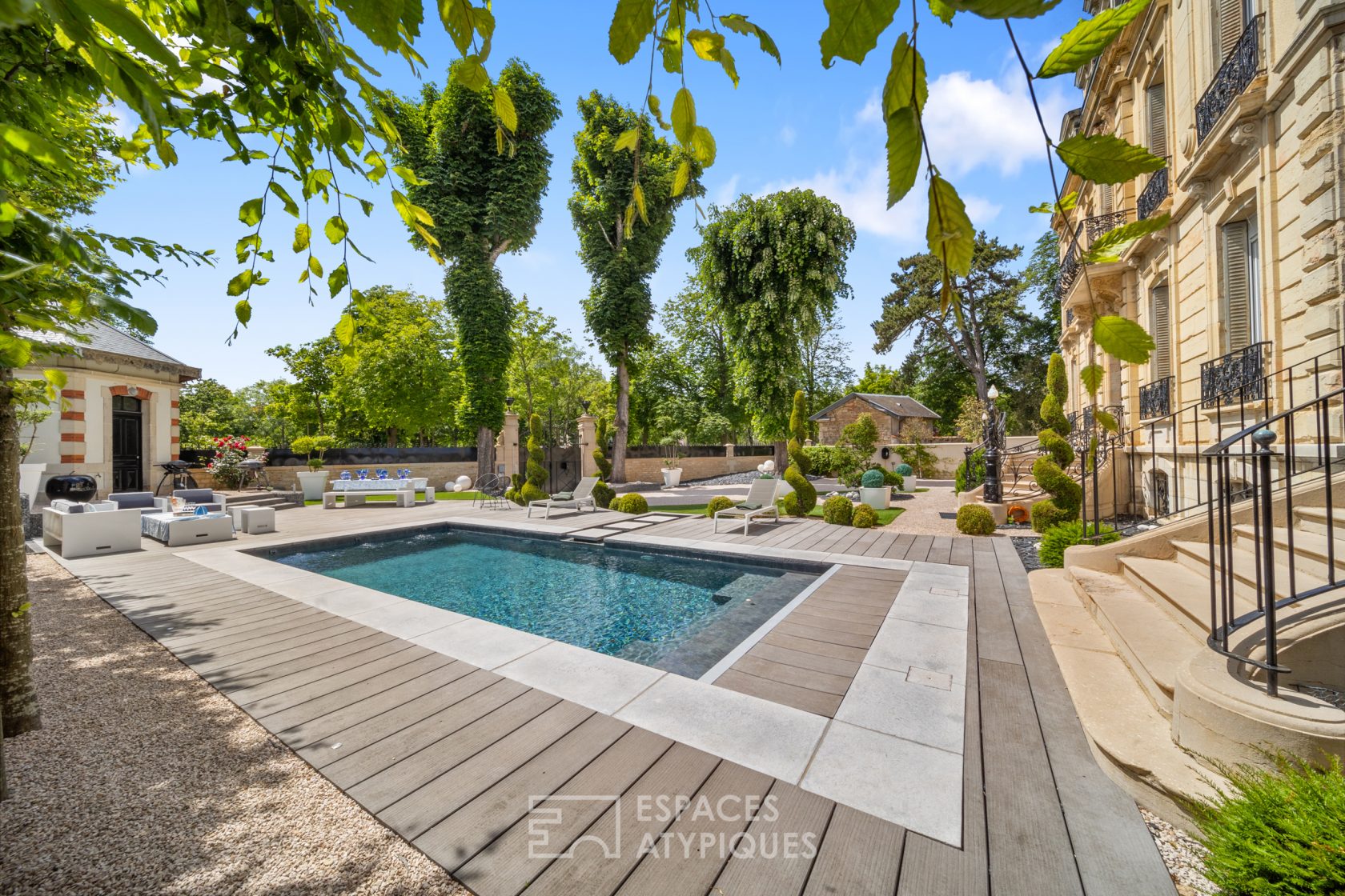 Prestigious private mansion