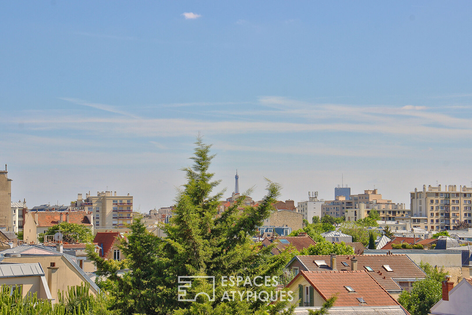 Appartement rénové avec vue sur la Tour Eiffel