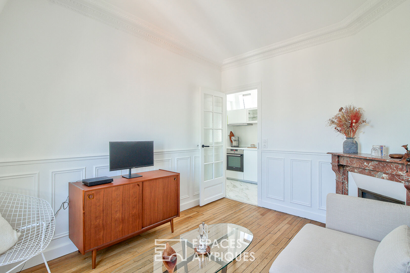 Appartement rénové avec vue sur la Tour Eiffel