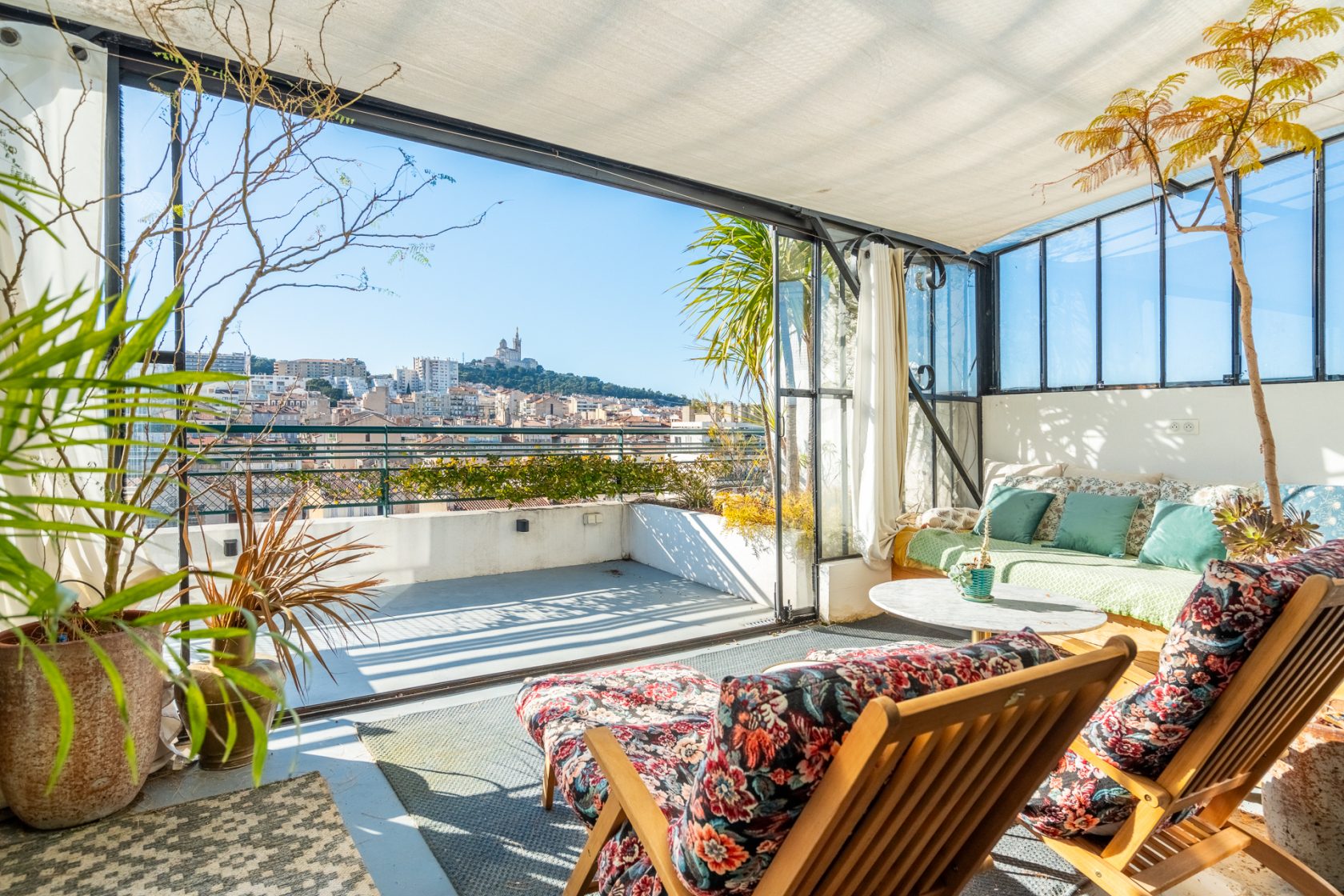 Trouvez votre bien immobilier parmi une sélection de biens atypiques : Penthouse - Appartement dernier étage