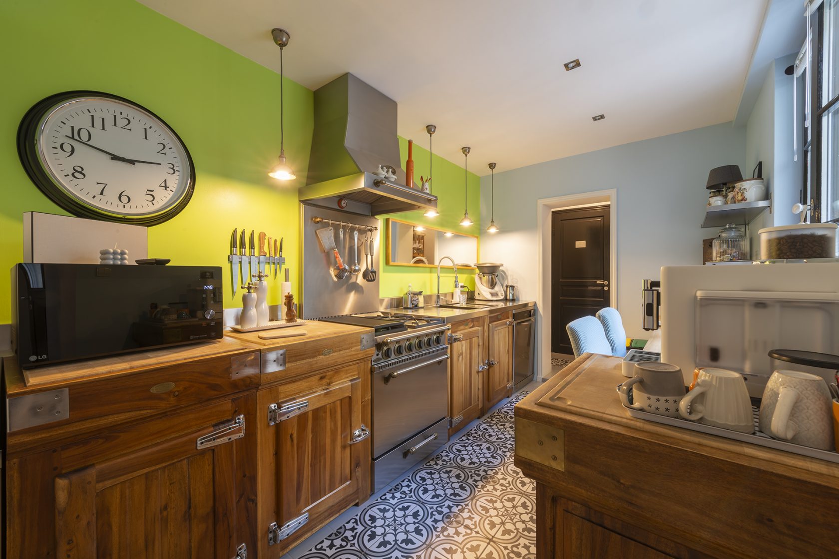 Charming renovated house in the heart of the town of Saumur.