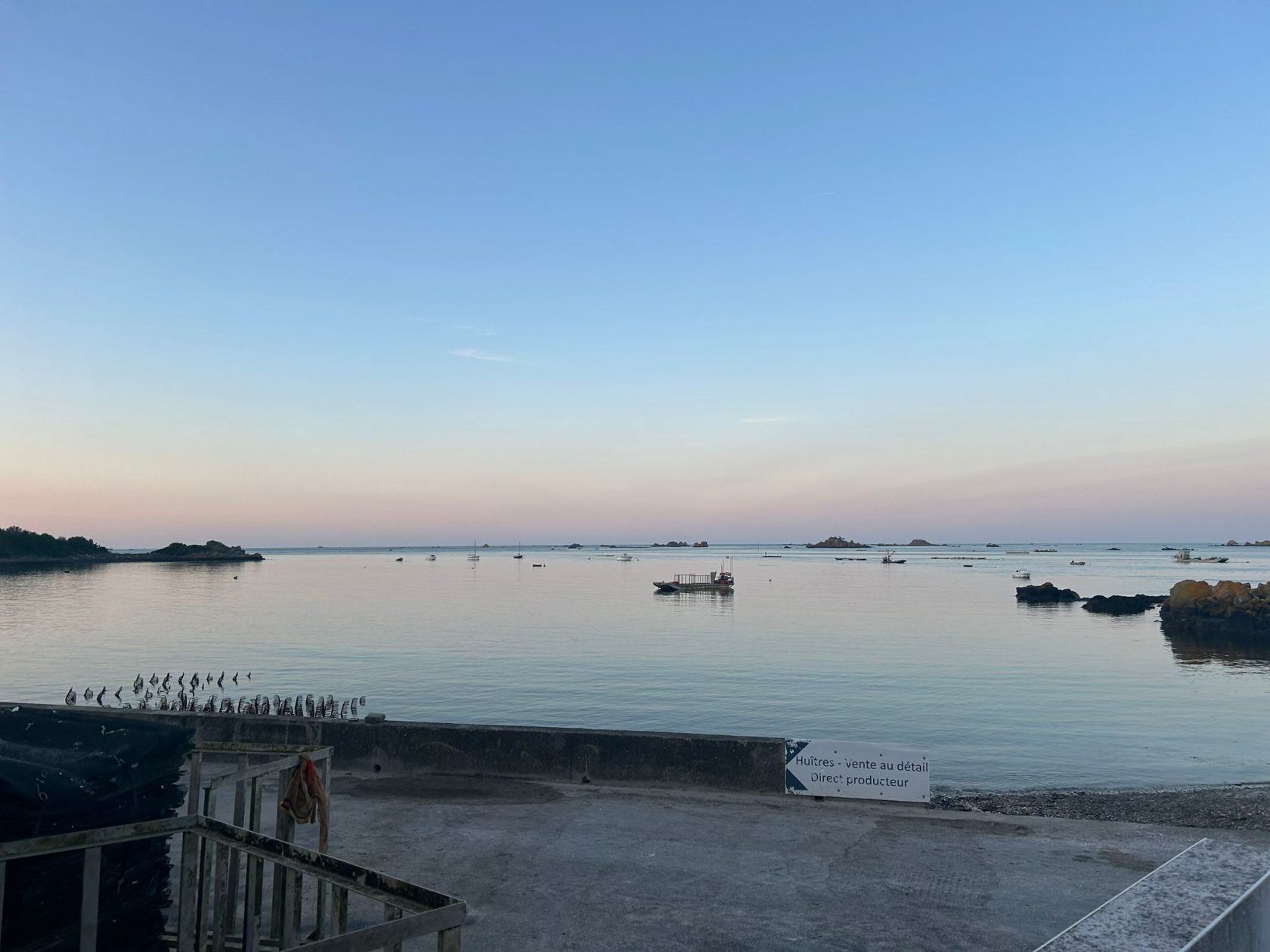L’insoupçonnable dans ce village de pêcheurs.