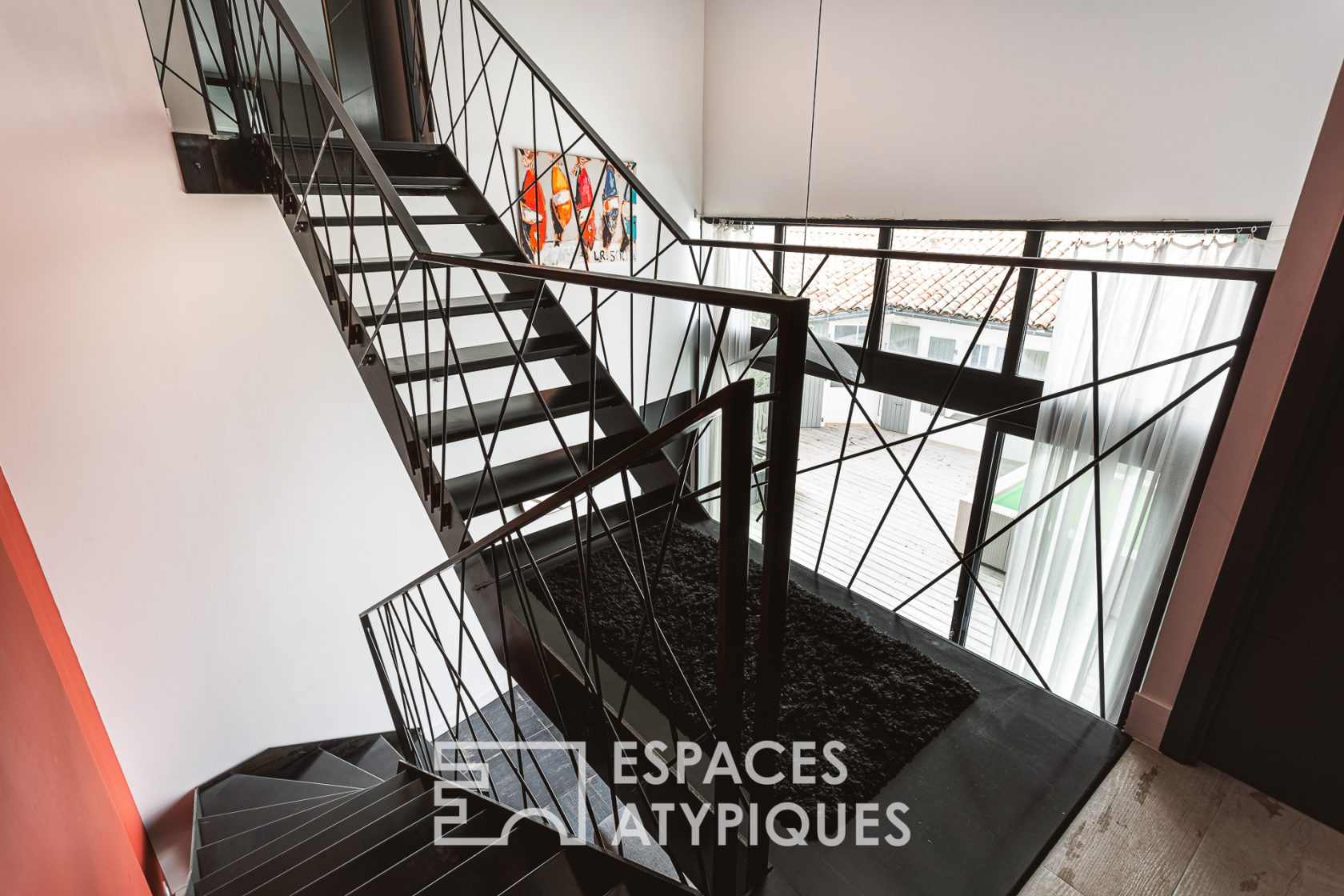 Ancien chai viticole réhabilité en loft