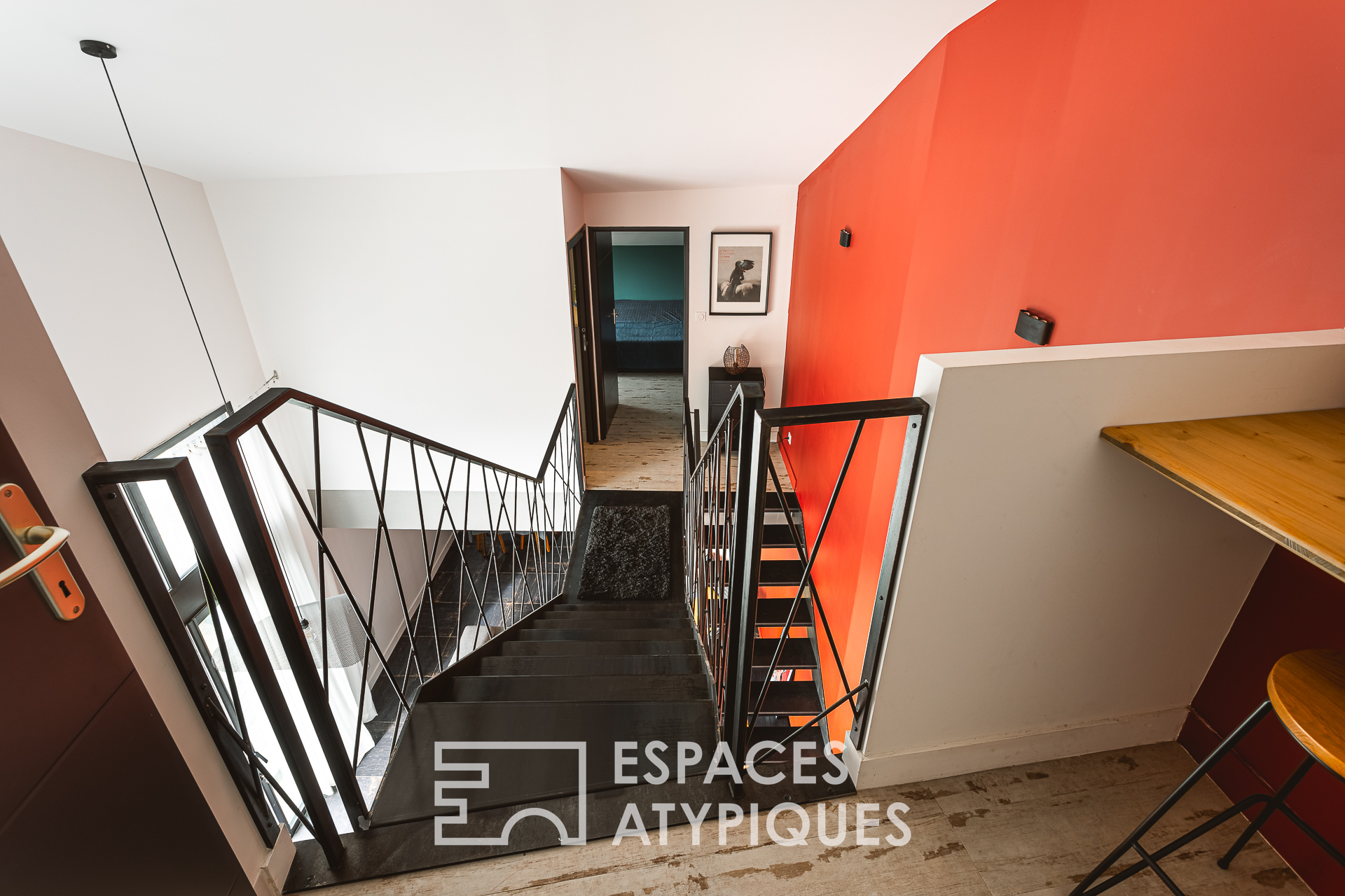 Ancien chai viticole réhabilité en loft