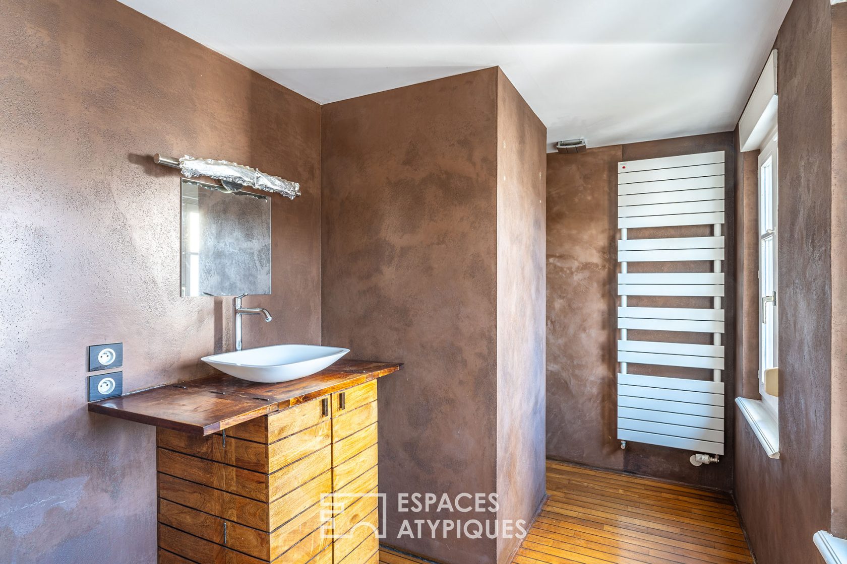 Duplex apartment with rooftop terrace in the heart of the Neustadt