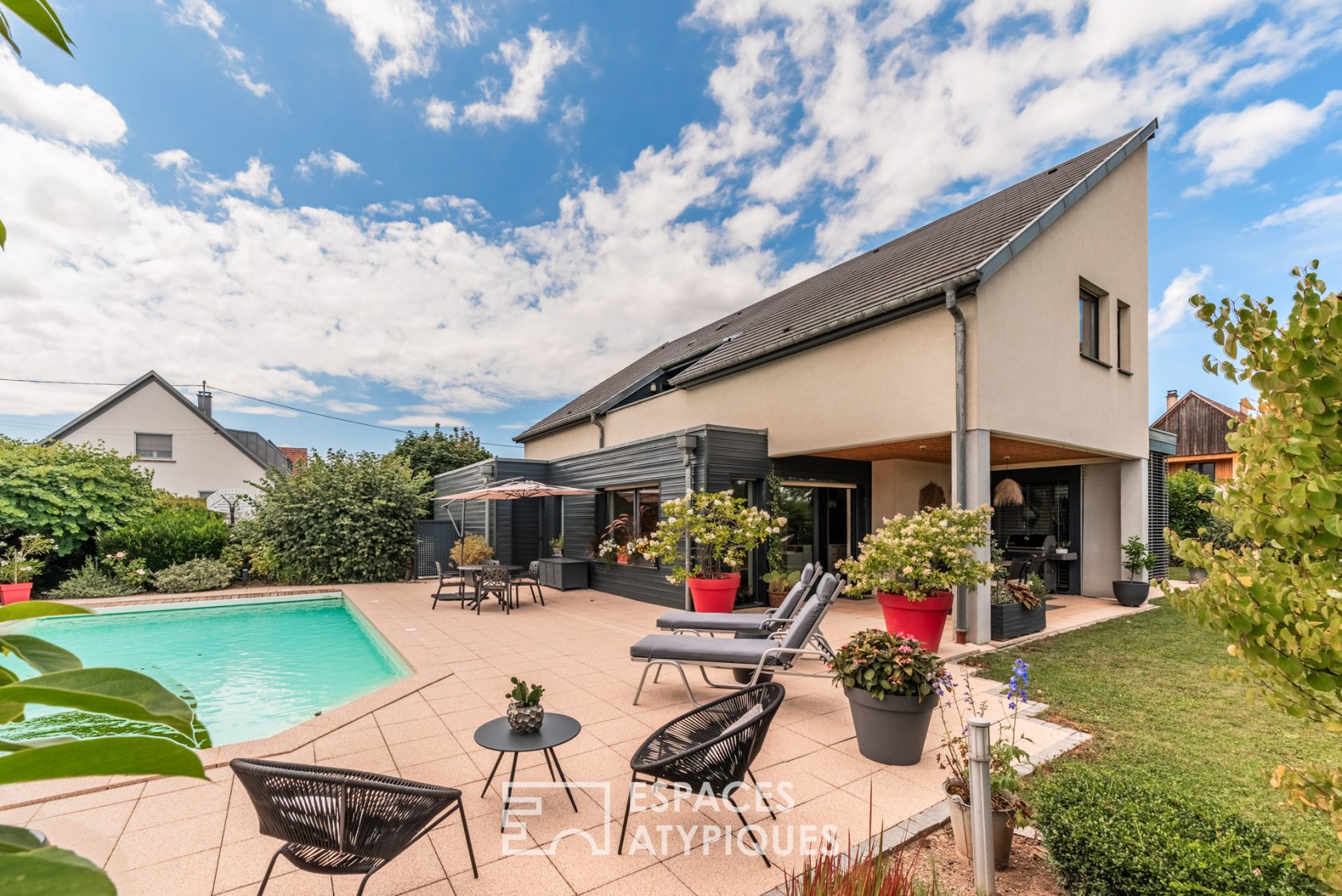 Maison d’architecte et sa piscine